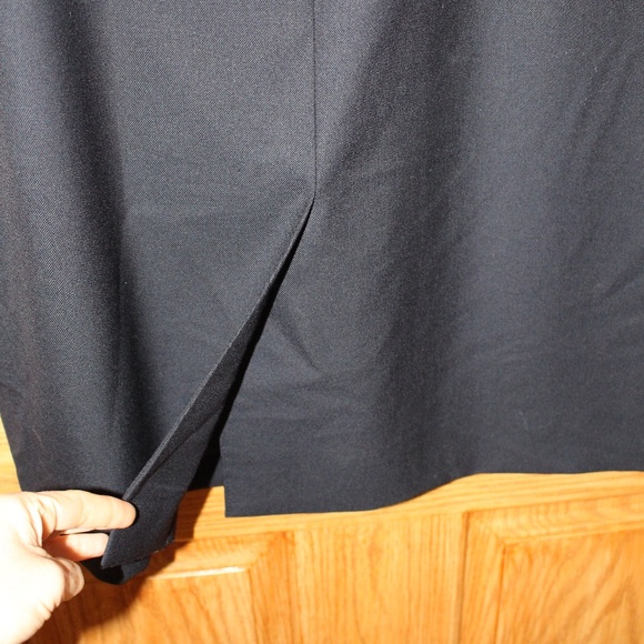 Aquascutum, Black Vintage Wool matching suit jacket and skirt SET - Picture 11 of 16